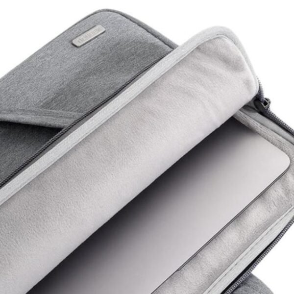 Alternative view of Funda Ugreen para Laptops de 15.6 pulgadas